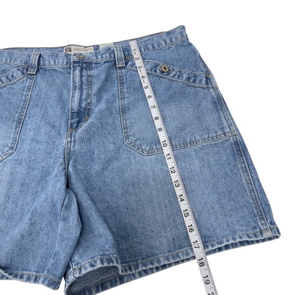 Faded Glory Womens Classic Utility Denim Shorts Size 18 Light Blue 6.5 Inseam - Picture 8 of 11